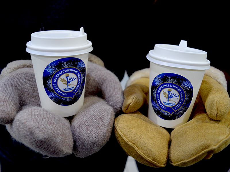 Зима! Горячий кофе от магазина «УНИВЕРмаг» не даст тебе замерзнуть!