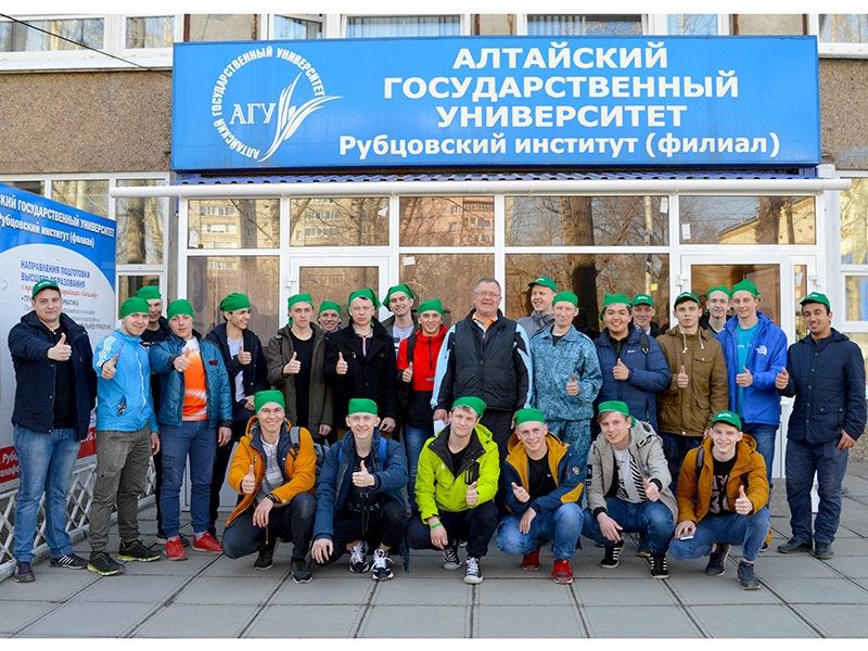 Волонтеры Рубцовского института (филиала) АлтГУ продолжают реализацию акции «Дыши легко»