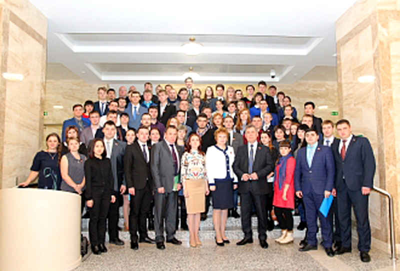 Студенты Рубцовского института (филиала) АлтГУ  в составе Молодежного парламента Алтайского края