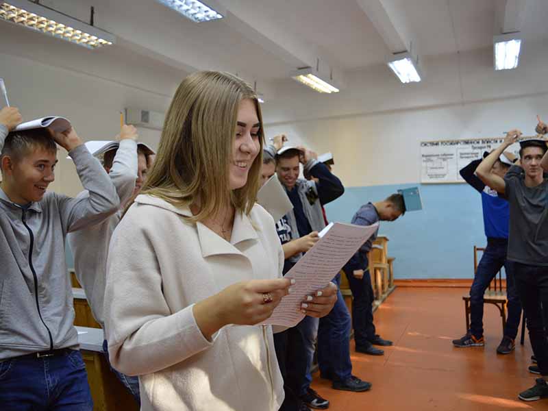 Студенты Рубцовского института постигали основы социального добровольчества