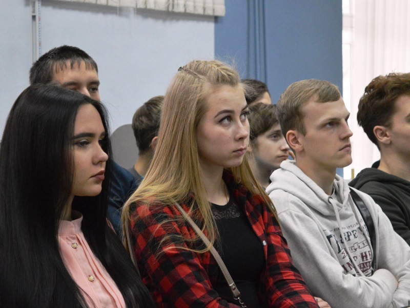 Студенты Рубцовского института почтили память рубцовчан, погибших в Афганистане