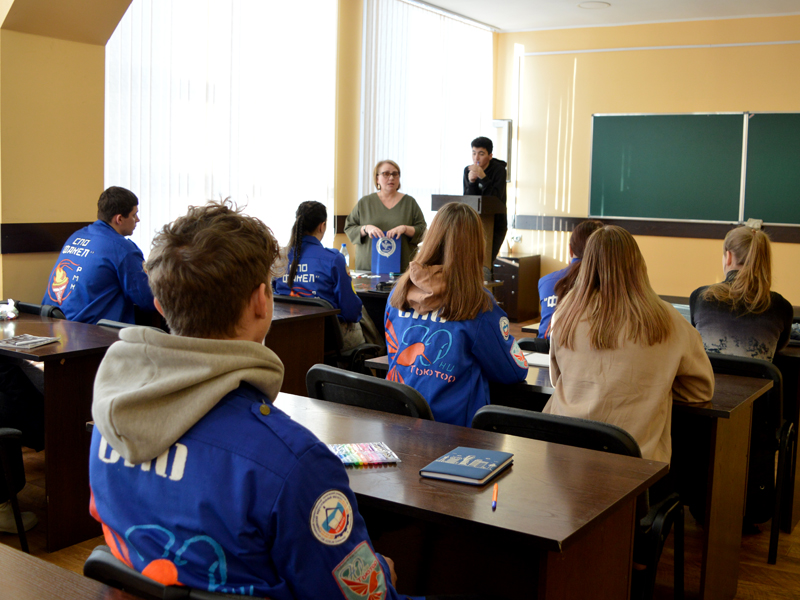 На пути к вожатству: в Рубцовском институте (филиале) АлтГУ стартовала школа вожатых