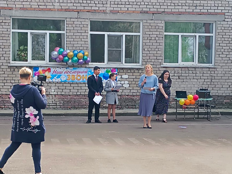 Представители Рубцовского института (филиала) АлтГУ посетили «Последние звонки» выпускников
