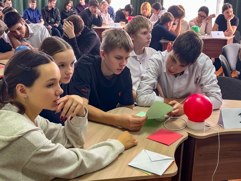 Как отличить правду от манипуляций в бесконечном потоке информации?