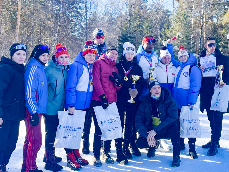 Спортсмены нашего института – победители абсолютного первенства 82-ой лыжной эстафеты!