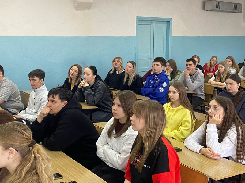 Студенты нашего института и специалисты АНО "Лучик" объединились, чтобы помочь особенным детям