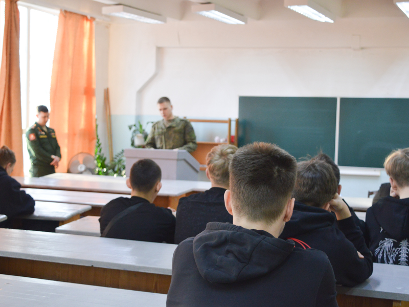 Студентам Рубцовского института (филиала) АлтГУ рассказали о службе в подразделениях БПЛА