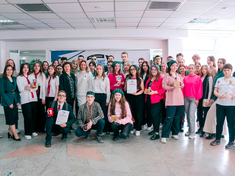 Студенты Рубцовского института (филиала) АлтГУ - участники Молодежного бизнес-поединка